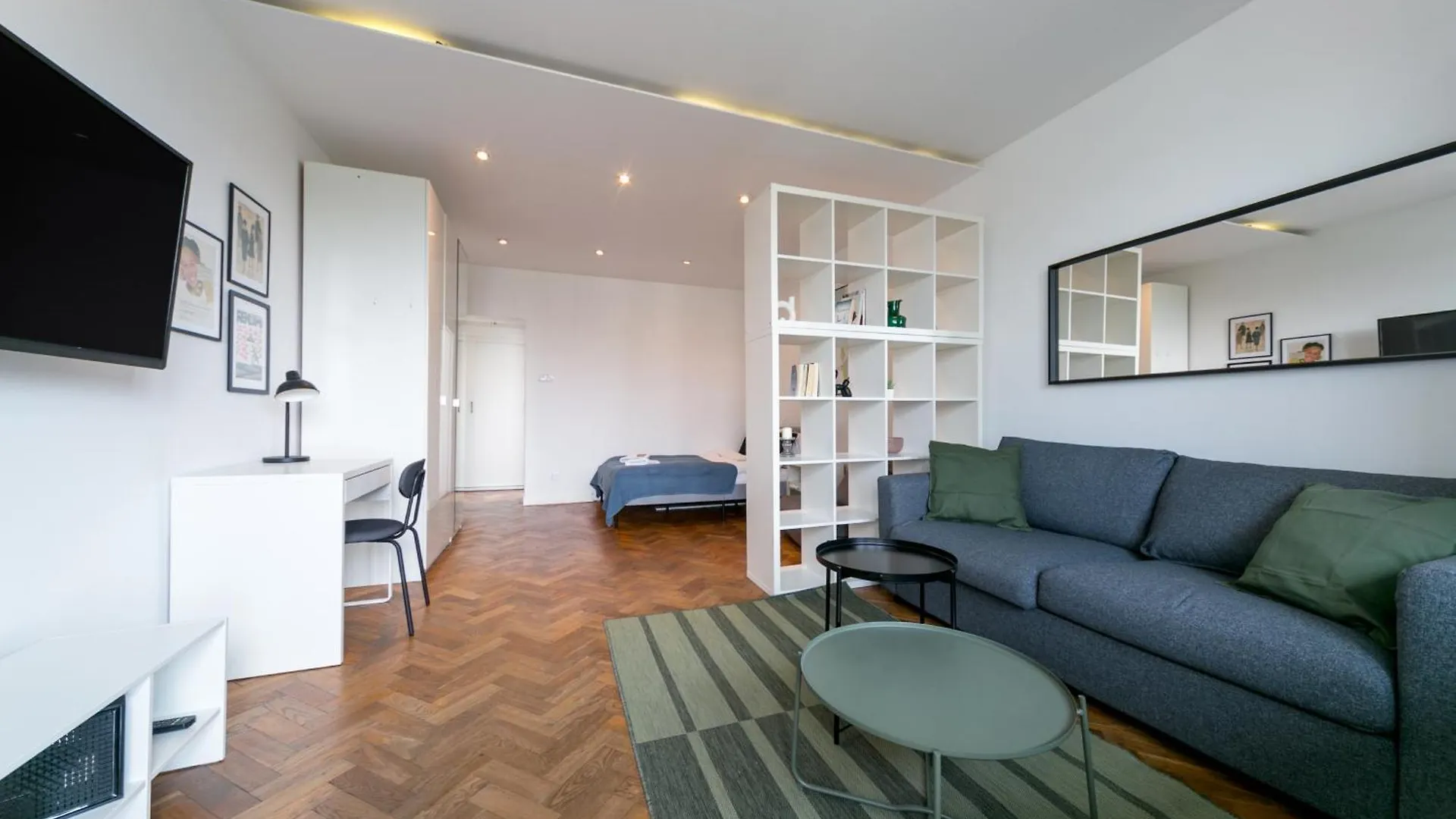 Warsaw Concierge Grojecka View Apartment 0*,  Poland
