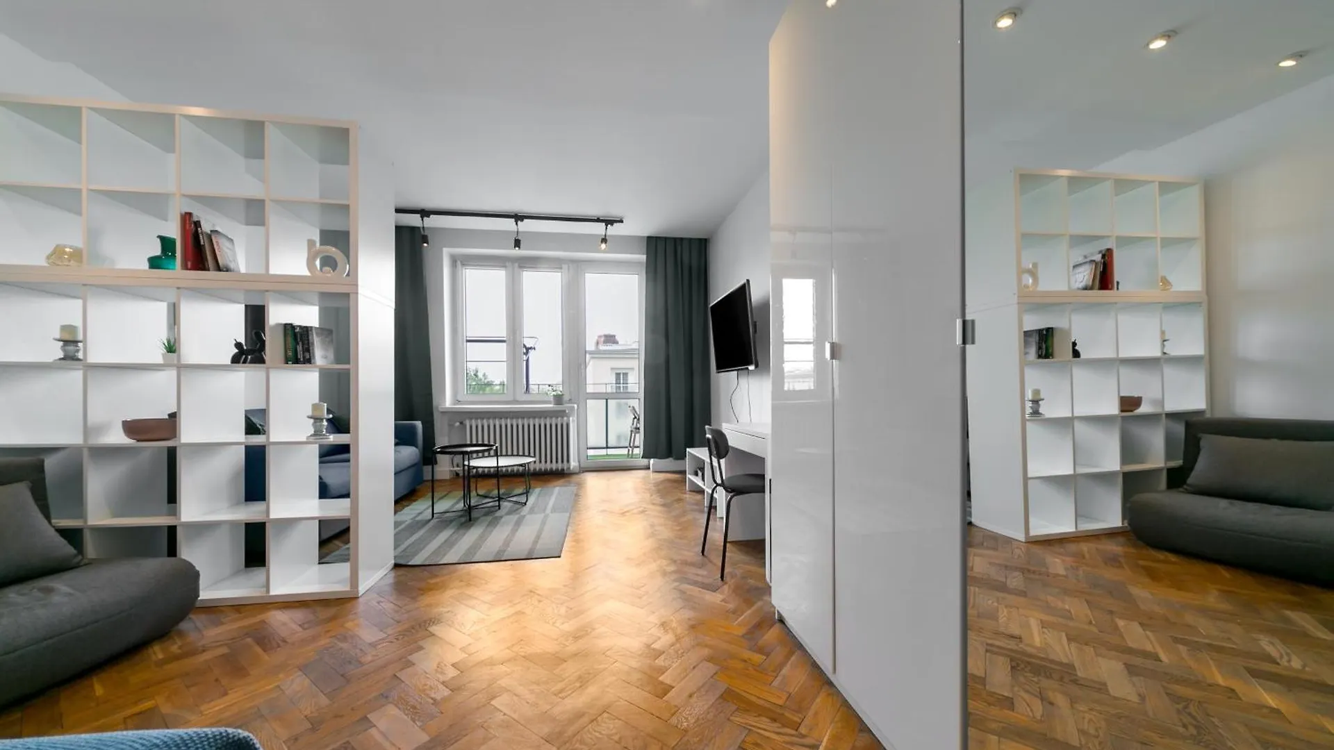 Warsaw Concierge Grojecka View Apartment